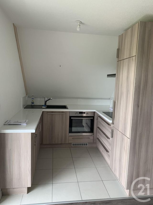 Appartement F2 à louer - 2 pièces - 44.0 m2 - AVOLSHEIM - 67 - ALSACE - Century 21 Kayser Immobilier