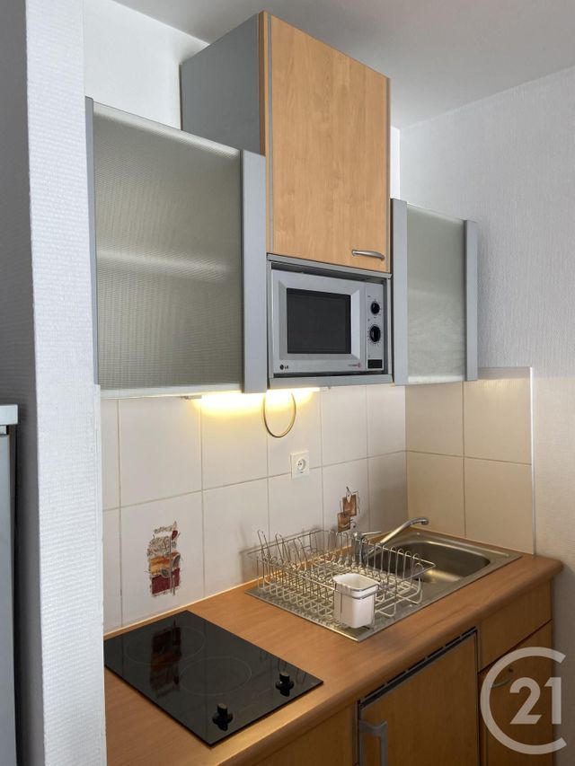 Appartement F1 à louer - 1 pièce - 23.0 m2 - STRASBOURG - 67 - ALSACE - Century 21 Kayser Immobilier