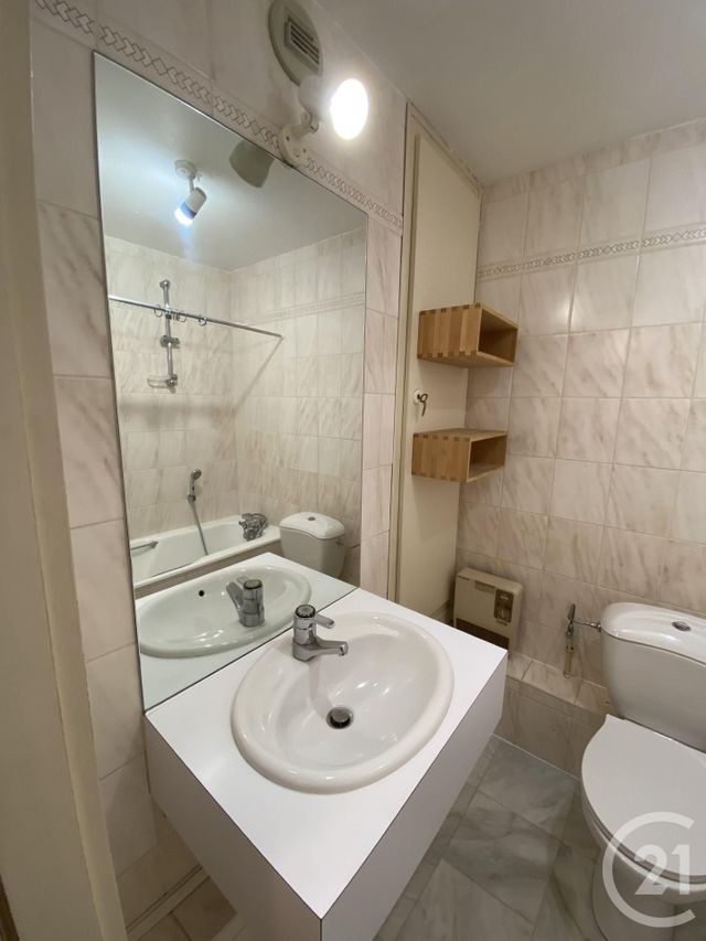 Appartement F1 à louer - 1 pièce - 23.0 m2 - STRASBOURG - 67 - ALSACE - Century 21 Kayser Immobilier