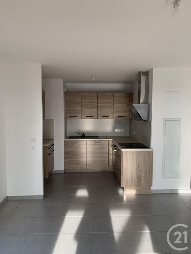 Appartement F3 à louer - 3 pièces - 67.0 m2 - OSTWALD - 67 - ALSACE - Century 21 Kayser Immobilier