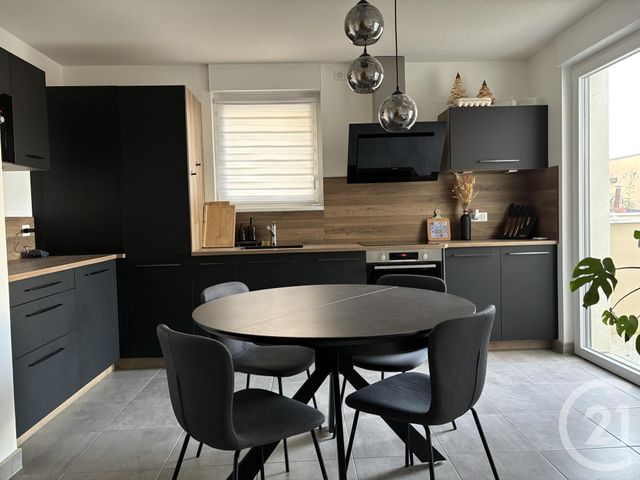 Appartement F2 à louer - 2 pièces - 49.55 m2 - ENTZHEIM - 67 - ALSACE - Century 21 Kayser Immobilier