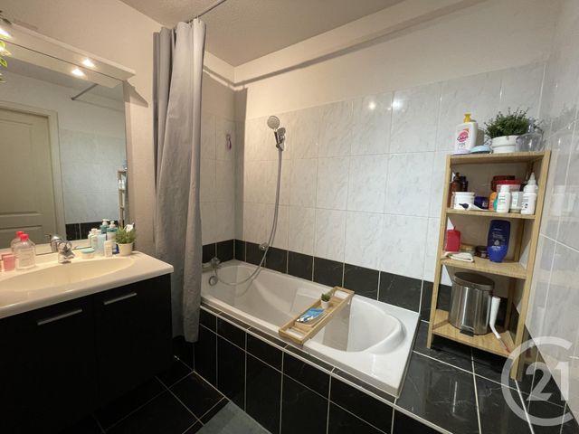 Appartement F3 à louer - 3 pièces - 59.6 m2 - OBERNAI - 67 - ALSACE - Century 21 Kayser Immobilier