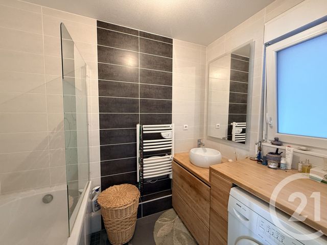 Appartement F3 à vendre - 3 pièces - 64.0 m2 - OBERNAI - 67 - ALSACE - Century 21 Kayser Immobilier
