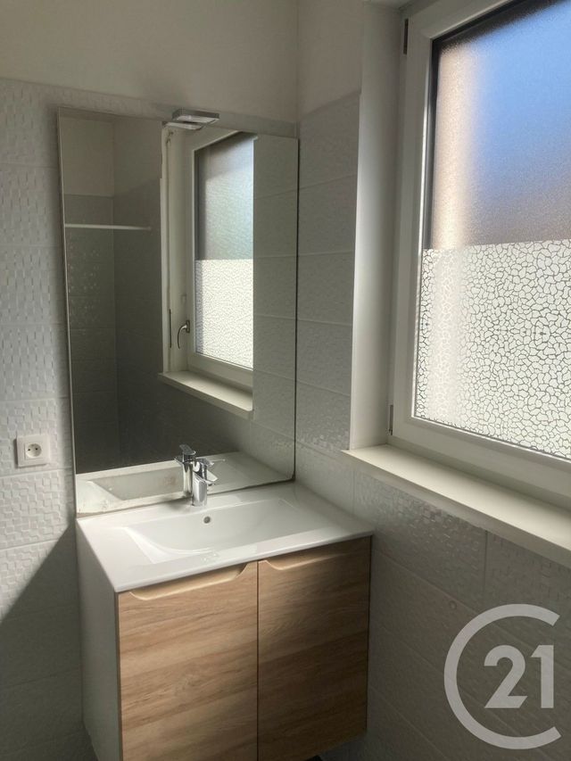 Appartement F2 à louer - 2 pièces - 48.29 m2 - OBERNAI - 67 - ALSACE - Century 21 Kayser Immobilier