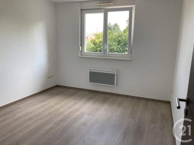 Appartement F3 à louer - 3 pièces - 82.0 m2 - GRIESHEIM PRES MOLSHEIM - 67 - ALSACE - Century 21 Kayser Immobilier