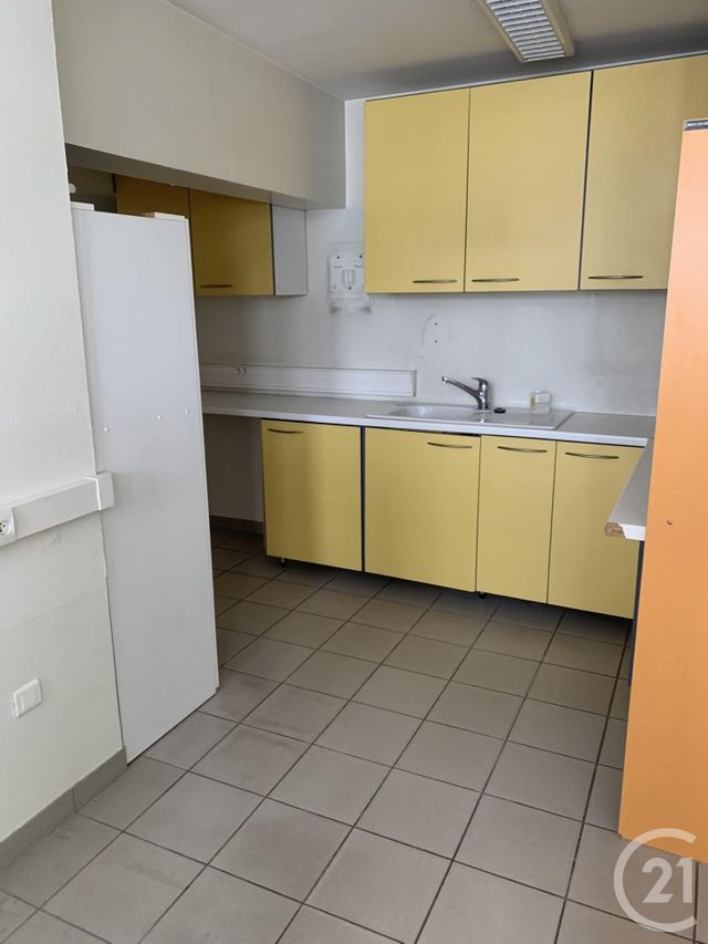 Afficher la photo en grand commerce à louer - 126.0 m2 - ROSHEIM - 67 - ALSACE - Century 21 Kayser Immobilier